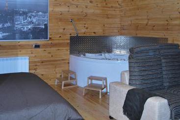 هتل Hostería Loft Boñar