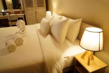 酒店 Olinia Airport