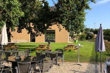 هتل Le Domaine De La Carperie