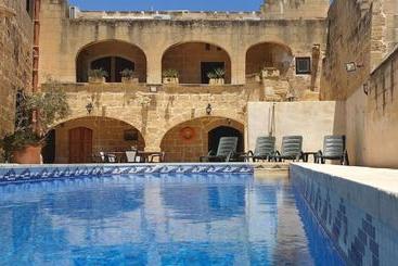 هاستل Ta Victoria B&b