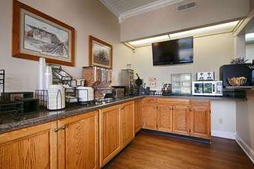 ホテル Best Western Wilderness Trail Inn