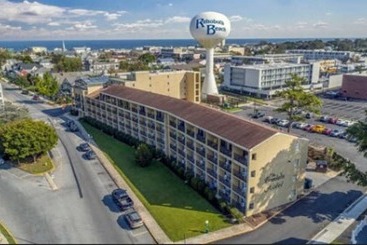 The Breakers Hotel & Suites