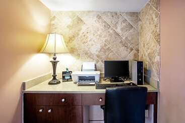 فندق Quality Inn & Suites Live Oak I10 Exit 283