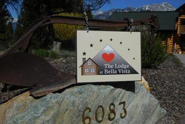 تختخواب و صبحانه The Lodge At Bella Vista