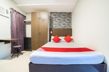 Отель Oyo 235 R Residencia