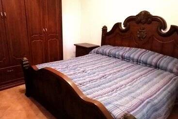 Отель Rose Lodge