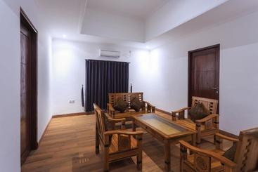 پانسیون Tanjung Lima Villas Labuan Bajo