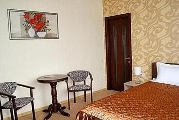 هتل апарт отель Aqua Paradise совиньон