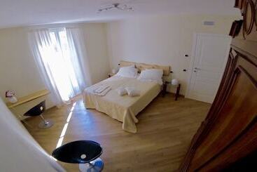 פנסיון Liberty Room And Breakfast