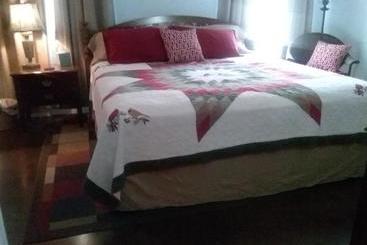 Four Mile Bed & Breakfast