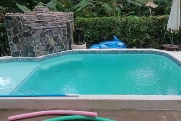 مبيت وإفطار Casa El Colibrí