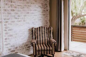 ペンション La Bendicion