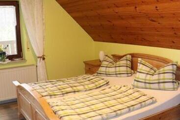 ユースホステル Zur Altmühlquelle