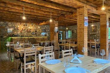 Пансион Alpinehouse Theth