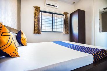 Hotel Spot On 42238  Le Serene