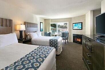 호텔 Cambria Landing Inn And Suites