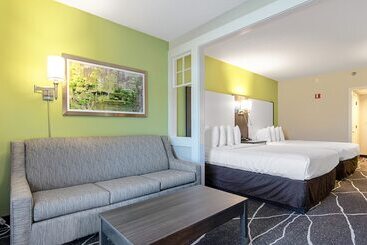 Отель Clarion Inn Willow River