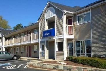 فندق Intown Suites Extended Stay Atlanta Ga   Norcross