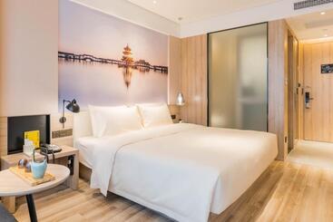 Atour Hotel Wuxi Sanyang Plaza