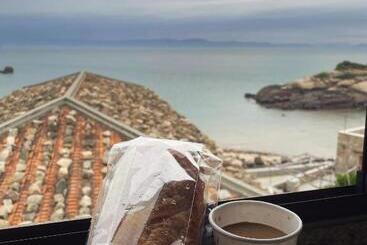 پانسیون Qin Bi Qingnian Homestay