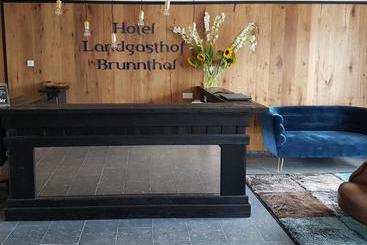 ホテル Brunnthal