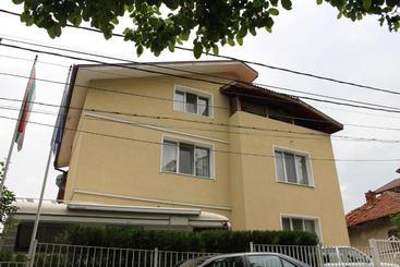 酒店 International