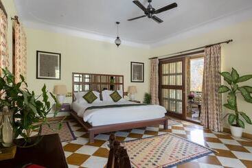 Vatsalya Vihar   A Luxury Pool Villas Resort