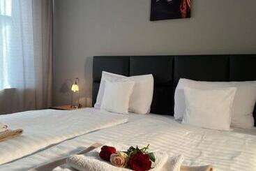 호텔 Restaurant Zum Landmann