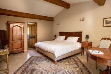 تختخواب و صبحانه Domaine De La Chapelle