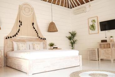 هتل Mohini Komodo Resort