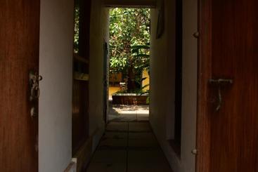 هاستل Design Ashram