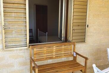 公寓式酒店  Casa Nostra Villa Cellini