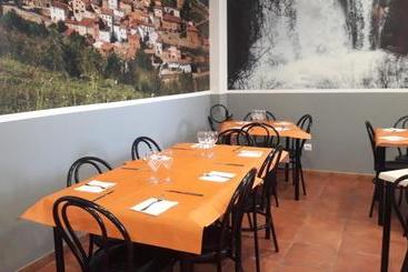 Пансион Hostal De Montaña Ojos Del Cabriel