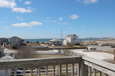 Colonial Acres Resort