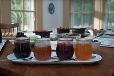 هتل Colonial Capital Bed & Breakfast