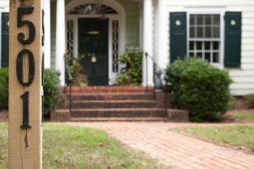 هتل Colonial Capital Bed & Breakfast
