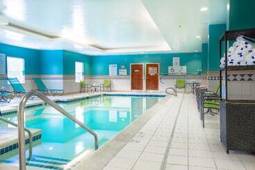ホテル Holiday Inn Express & Suites Williamsburg, An Ihg