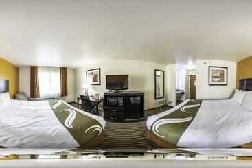 هتل Quality Inn