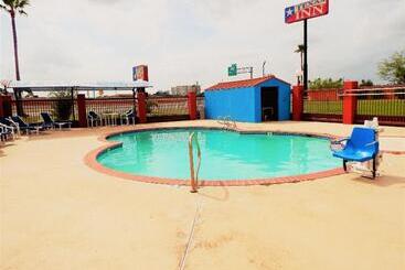 فندق Texas Inn Harlingen
