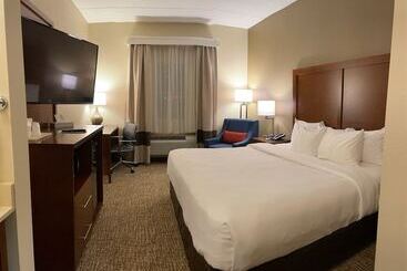 בית מלון כפרי Wingate By Wyndham Pittsburgh West Mifflin