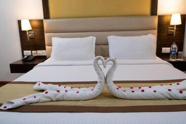 酒店 Hyphen Premier Business