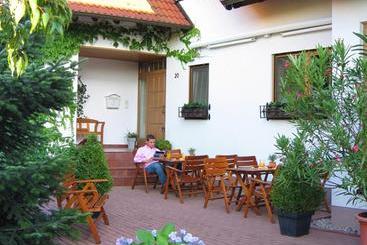 هتل Waldhaus