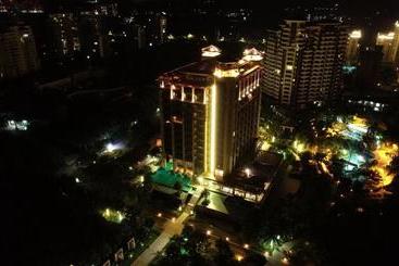 هتل Platinum Luxe Life Boao Taoji Seaview