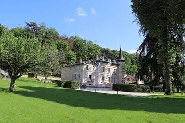膳宿费 Le Clos Des Pervenches