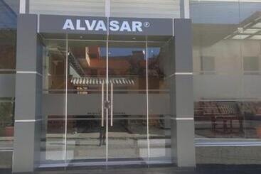 هاستل Hostal Alvasar