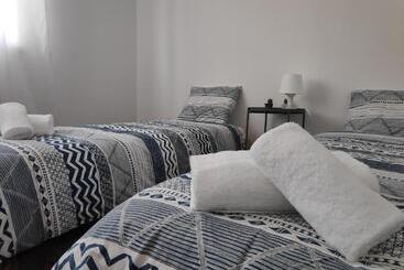 تختخواب و صبحانه Martin's Villa