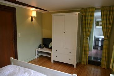 هتل Auberge De Bouvignes