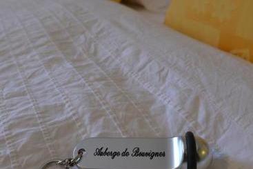 هتل Auberge De Bouvignes