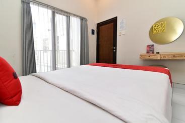 هتل Reddoorz @ Jalan Hayam Wuruk Denpasar