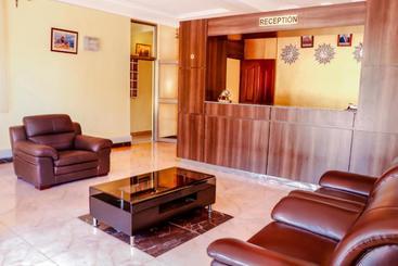 هتل Mayapple Airport View  Kisumu